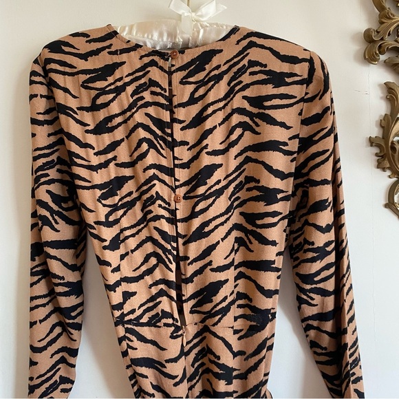 REFORMATION TAN MAURITA ANIMAL PRINT MIDI DRESS - Picture 9 of 14